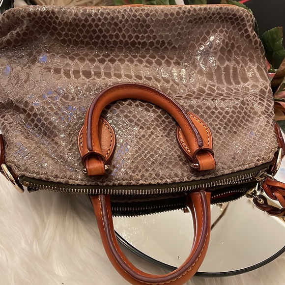 💜Dooney & Burke Vintage Handbag - Picture 16 of 17